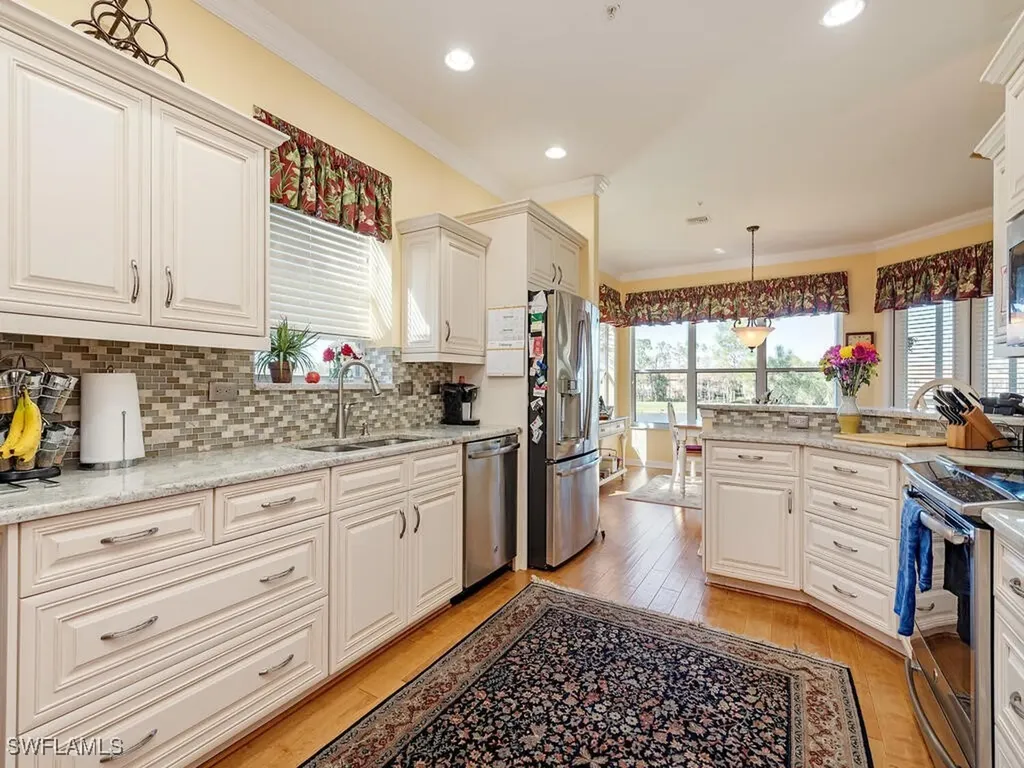 8477 Radcliffe Terrace Naples FL 34120