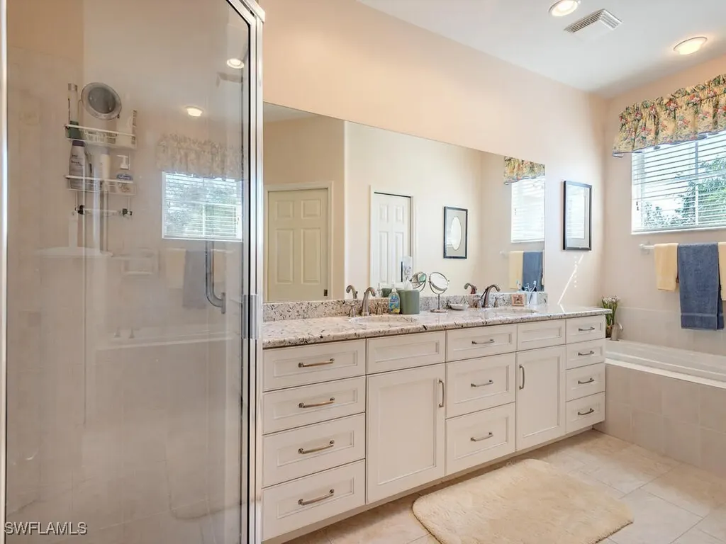 8477 Radcliffe Terrace Naples FL 34120