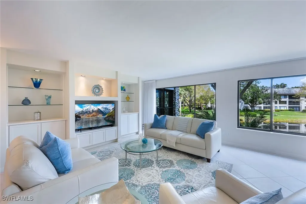 Naples FL, 5954 Pelican Bay Boulevard, Unit 223