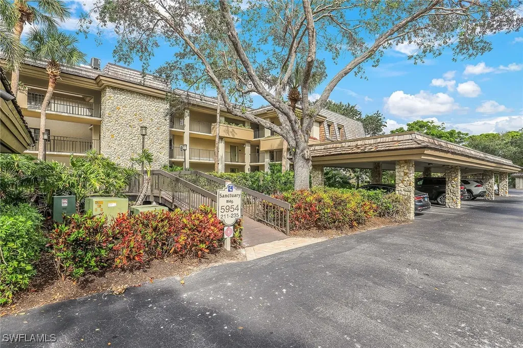 5954 Pelican Bay Boulevard Naples FL 34108