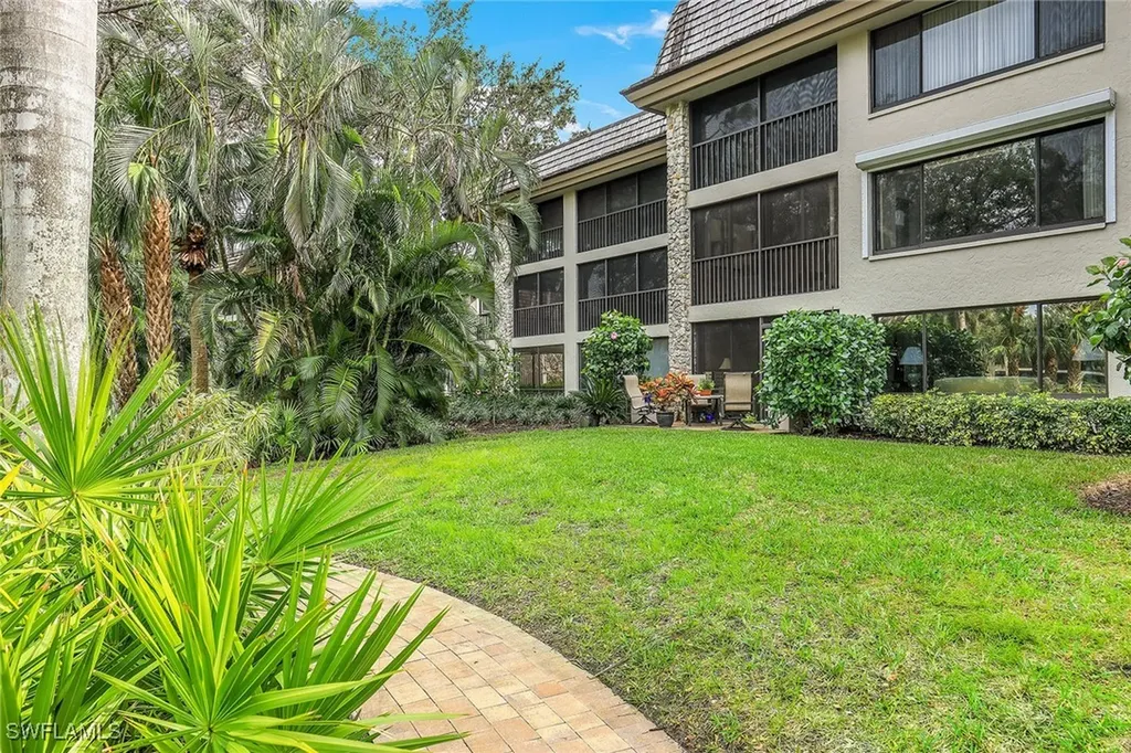 5954 Pelican Bay Boulevard Naples FL 34108