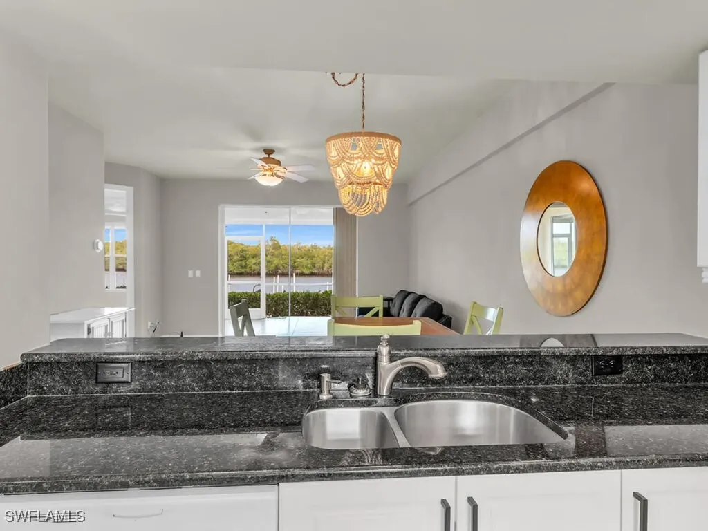 242 Newport Drive Naples FL 34114