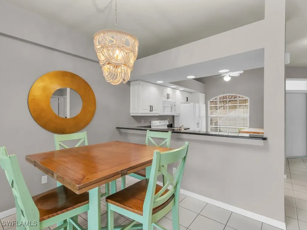 242 Newport Drive Naples FL 34114