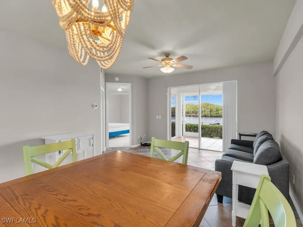 242 Newport Drive Naples FL 34114