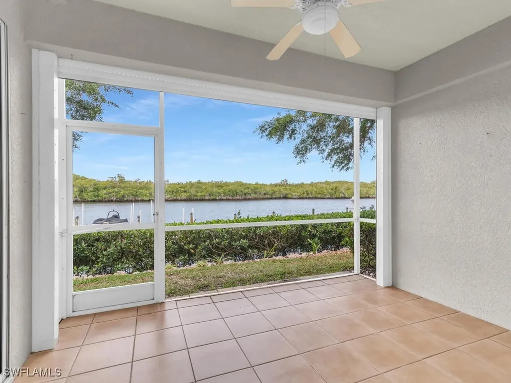 242 Newport Drive Naples FL 34114