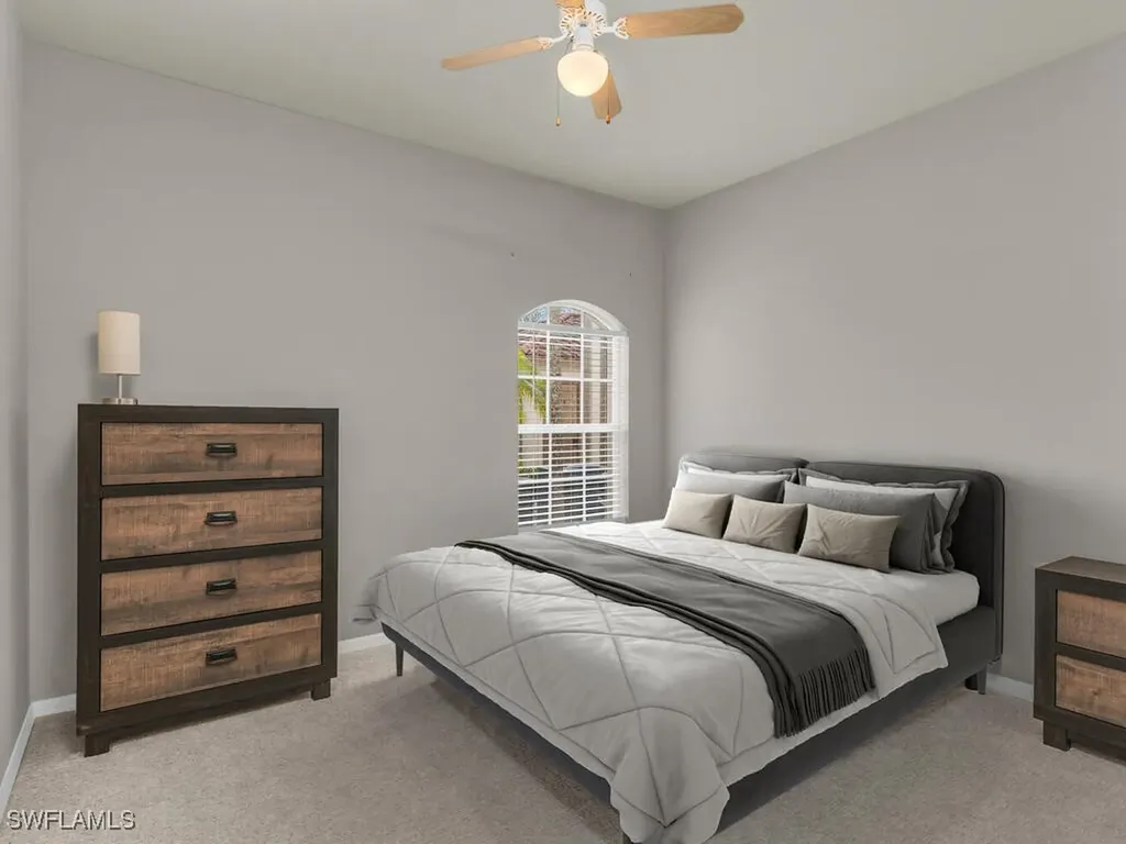 242 Newport Drive Naples FL 34114