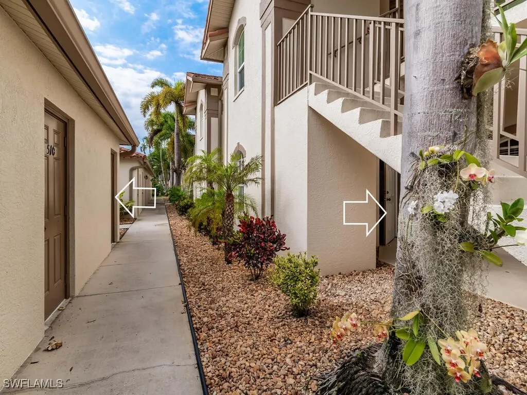 242 Newport Drive Naples FL 34114