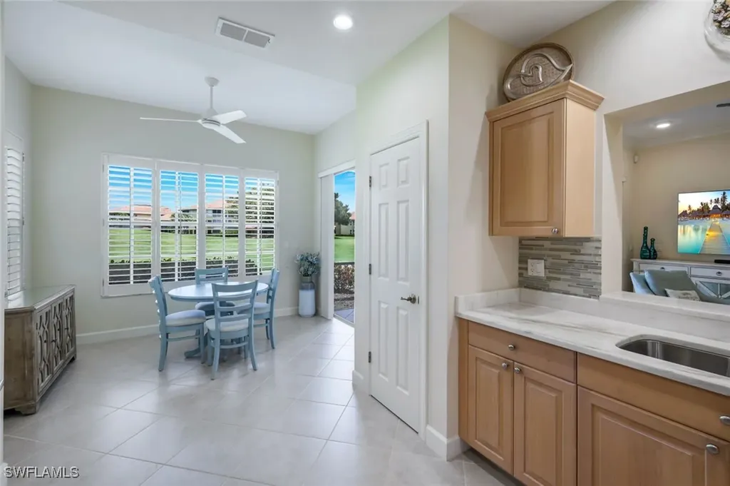 2355 Mont Claire Drive Naples FL 34109