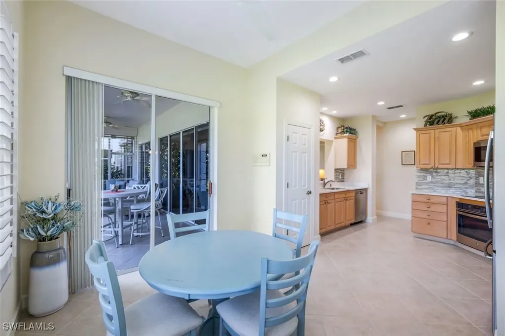 2355 Mont Claire Drive Naples FL 34109