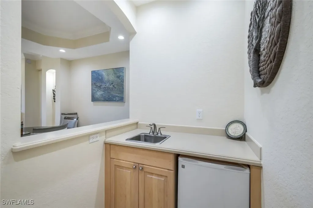 2355 Mont Claire Drive Naples FL 34109