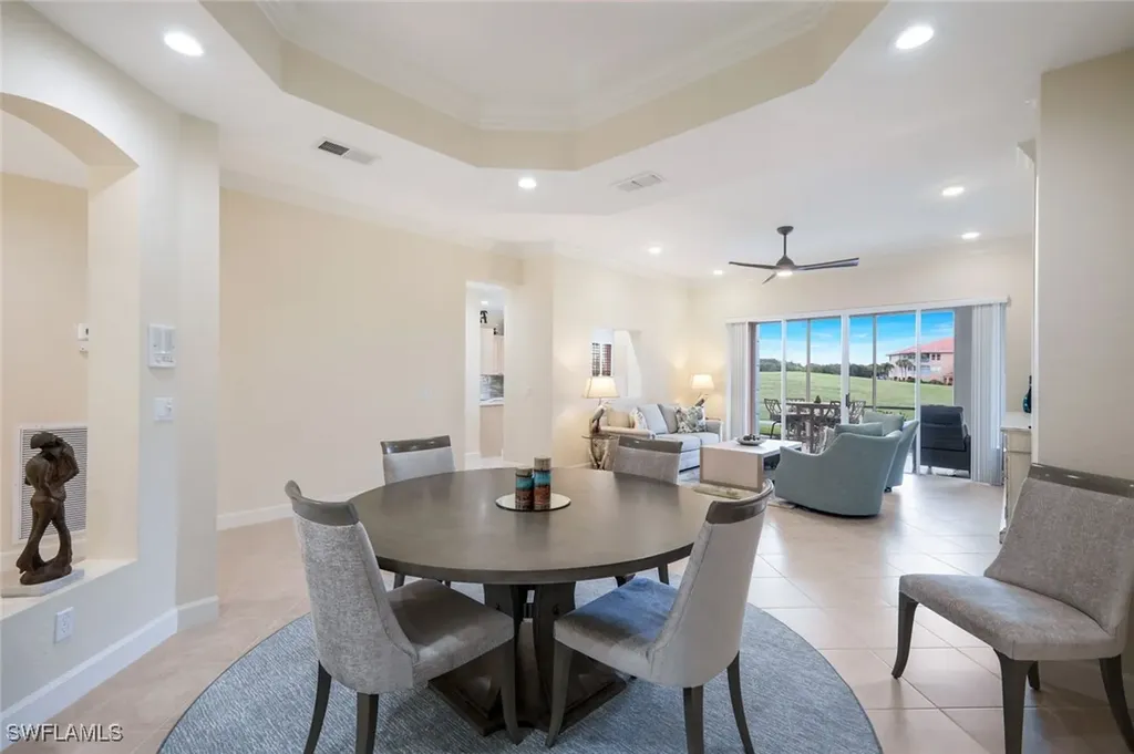 2355 Mont Claire Drive Naples FL 34109