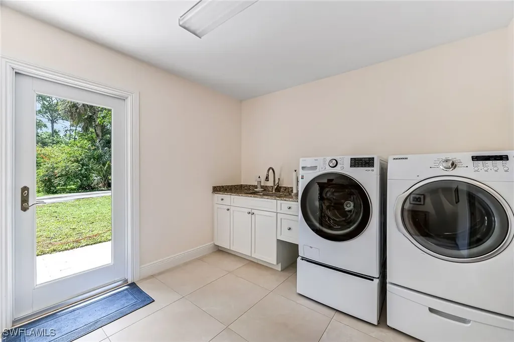2755 70th Street SW Naples FL 34105