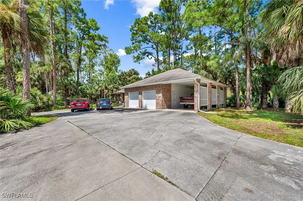 2755 70th Street SW Naples FL 34105