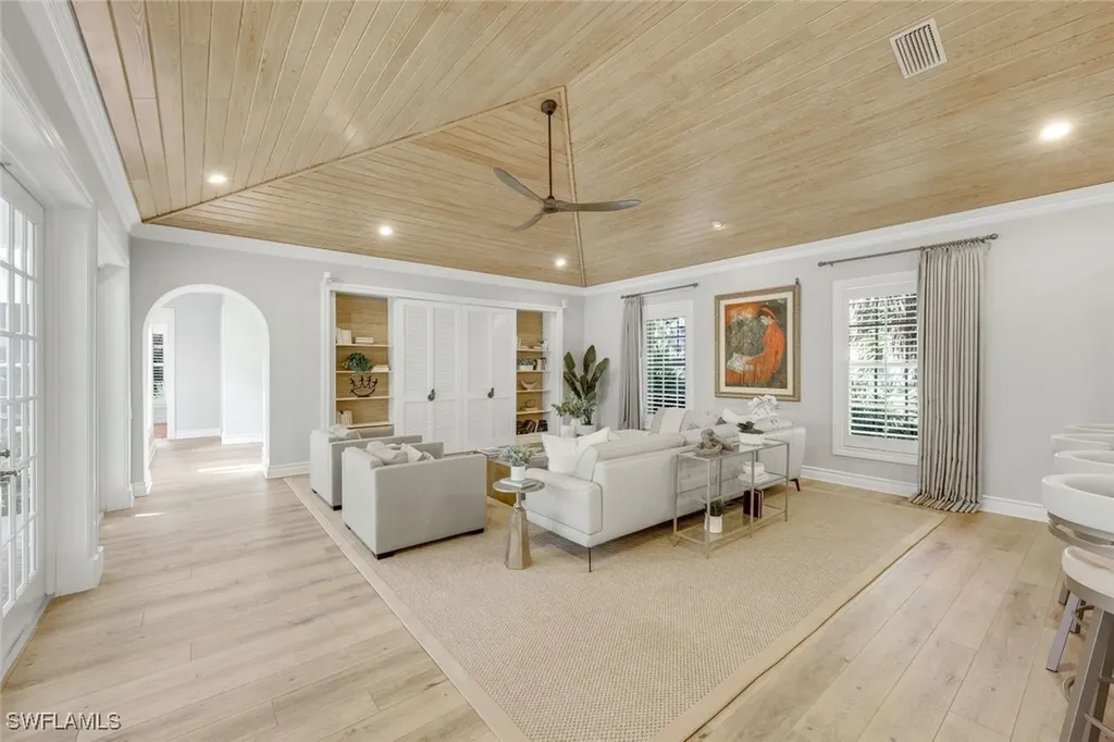 27281 Lakeway Court Bonita Springs FL 34134