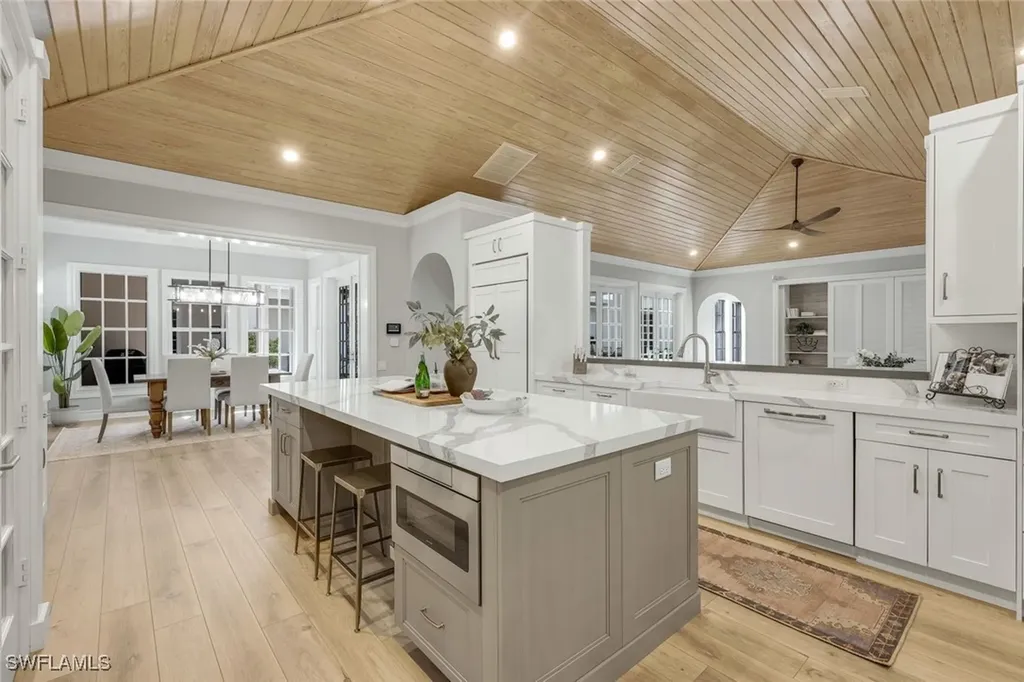 27281 Lakeway Court Bonita Springs FL 34134