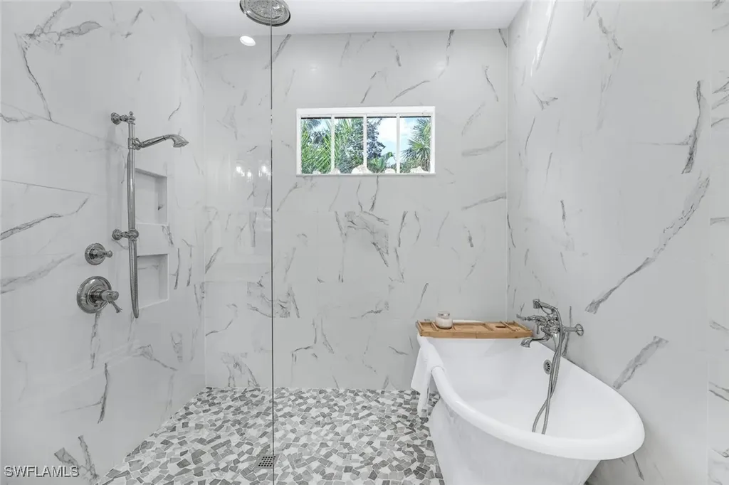 27281 Lakeway Court Bonita Springs FL 34134