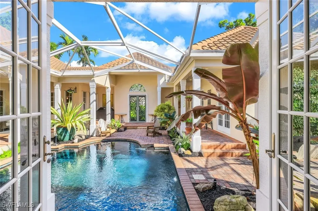 27281 Lakeway Court Bonita Springs FL 34134