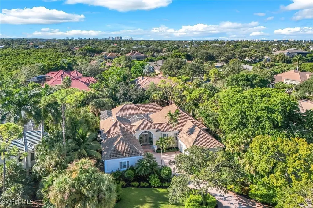 27281 Lakeway Court Bonita Springs FL 34134
