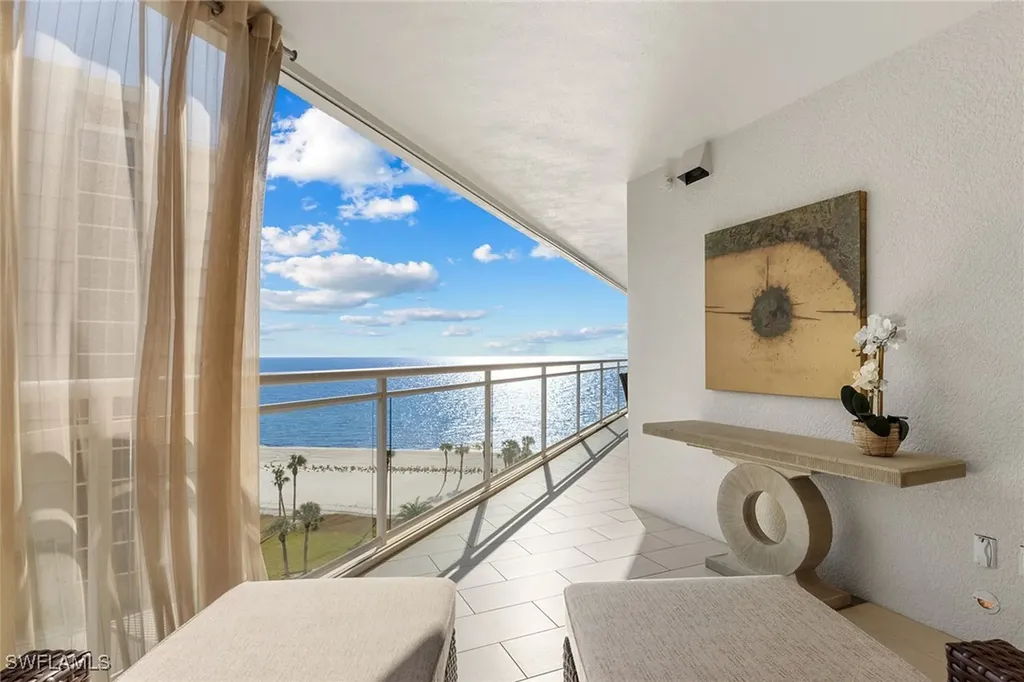 11125 Gulf Shore Drive Naples FL 34108
