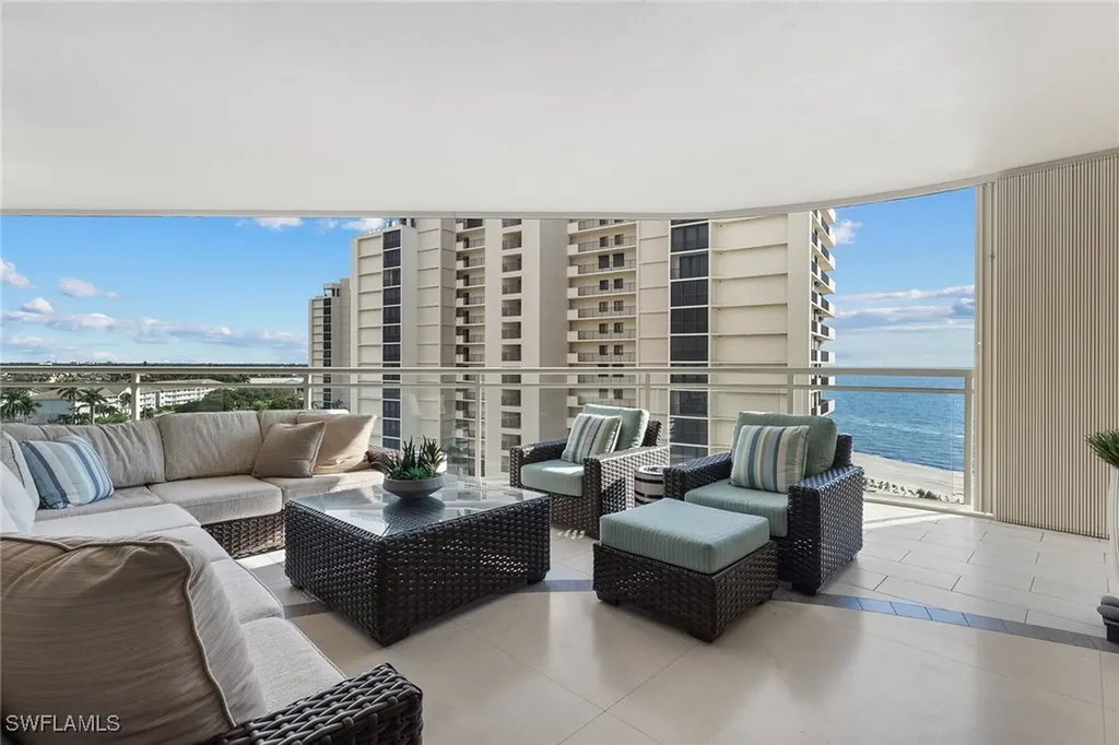 11125 Gulf Shore Drive Naples FL 34108