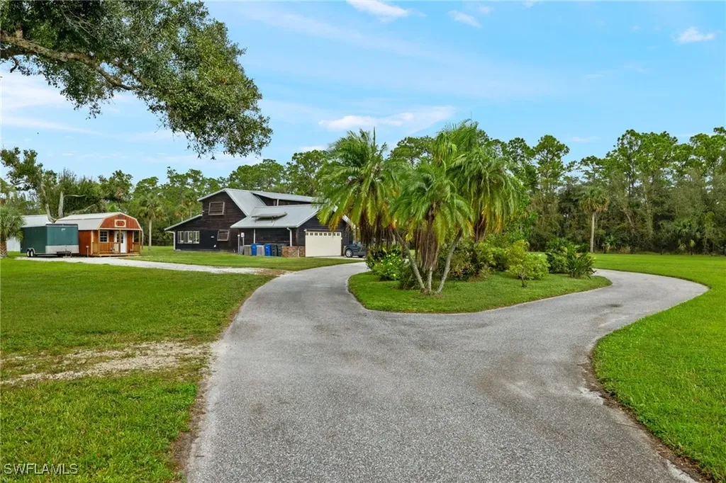 19731 State Road 31 North Fort Myers FL 33917