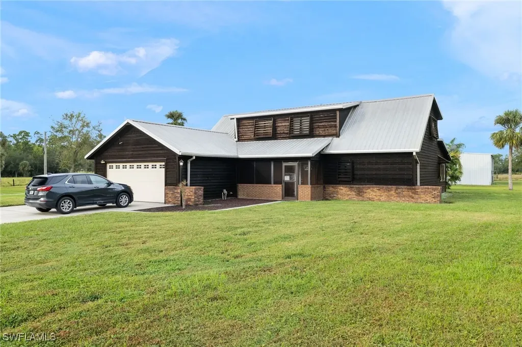 19731 State Road 31 North Fort Myers FL 33917