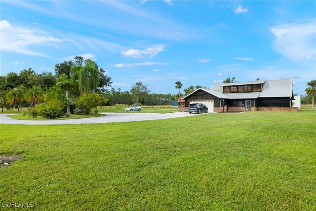 19731 State Road 31 North Fort Myers FL 33917