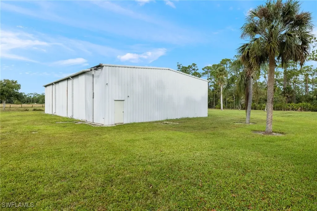 19731 State Road 31 North Fort Myers FL 33917