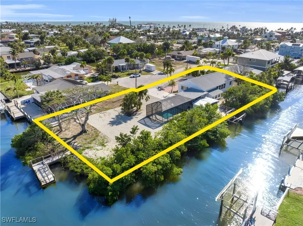 351 Jefferson Court Fort Myers Beach FL 33931