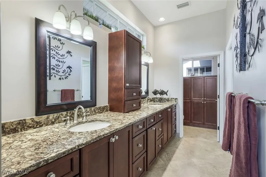 13700 Southampton Drive Bonita Springs FL 34135