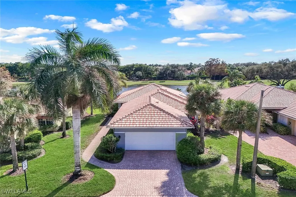 13700 Southampton Drive Bonita Springs FL 34135