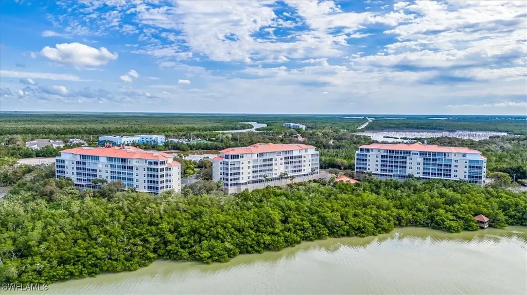 133 Vintage Bay Drive Marco Island FL 34145