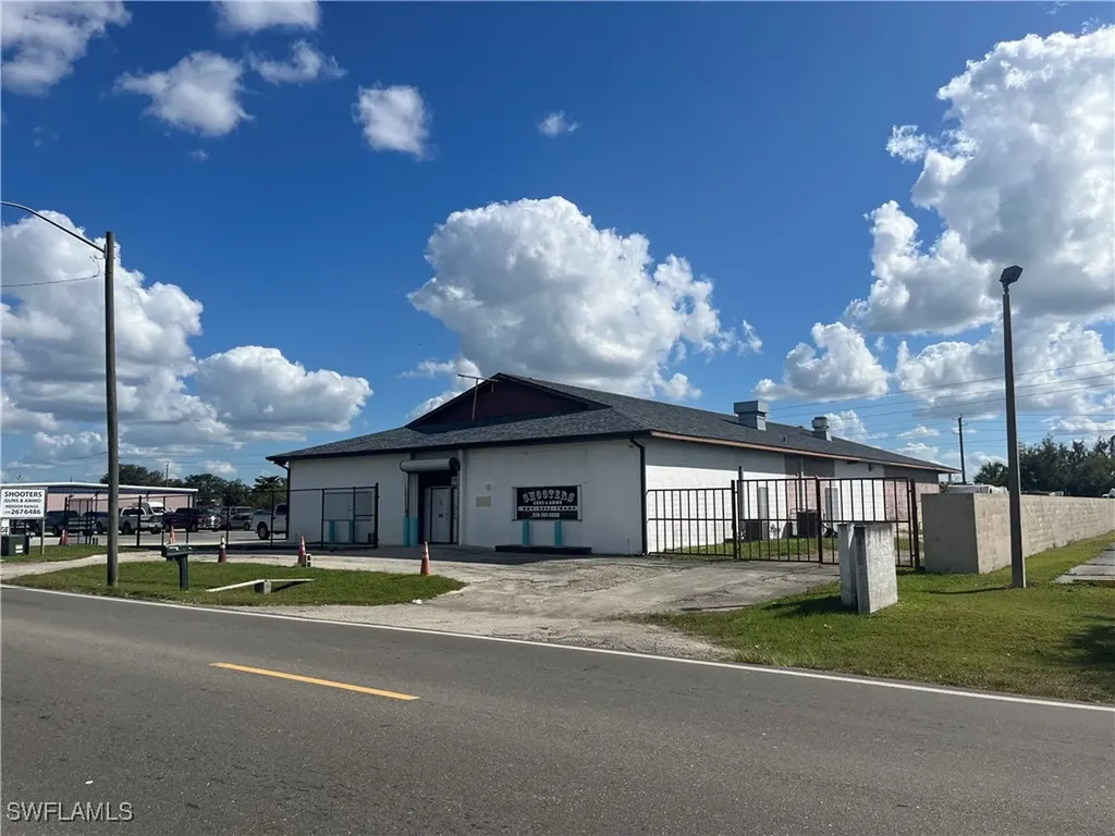 3310-3330 Hanson Street Fort Myers FL 33916