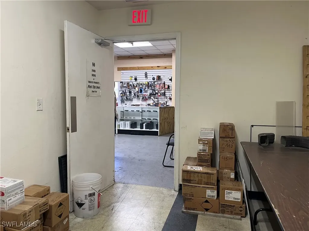 3310-3330 Hanson Street Fort Myers FL 33916