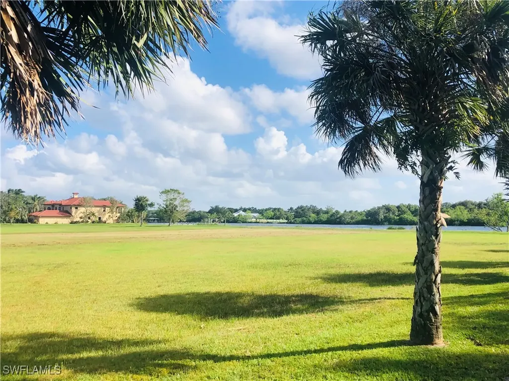 17107 Serengeti Circle Alva FL 33920