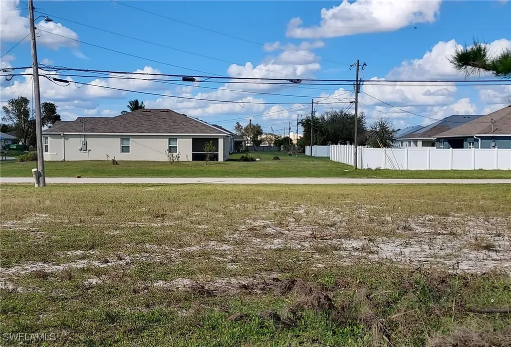 836 SW 28th Street Cape Coral FL 33914