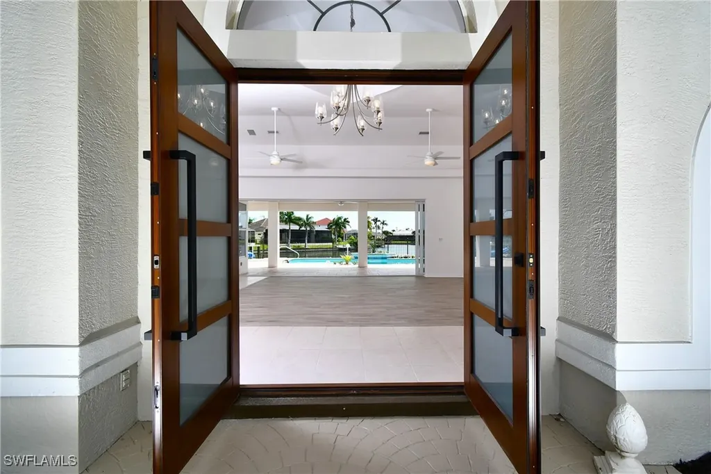 2000 SW 44th Terrace Cape Coral FL 33914