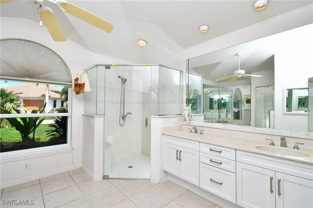 2000 SW 44th Terrace Cape Coral FL 33914