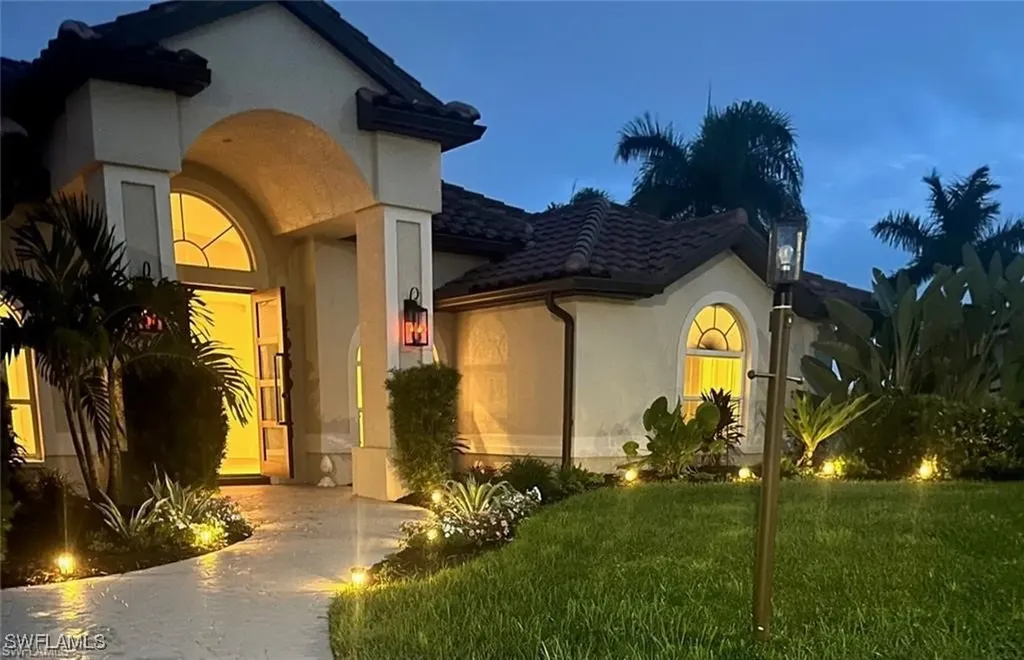 2000 SW 44th Terrace Cape Coral FL 33914