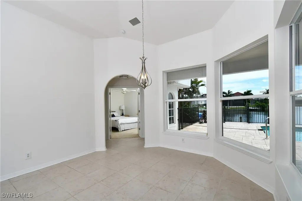 2000 SW 44th Terrace Cape Coral FL 33914