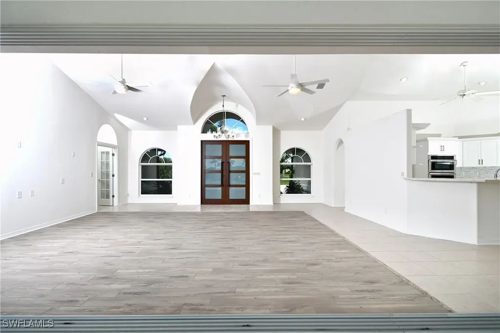2000 SW 44th Terrace Cape Coral FL 33914