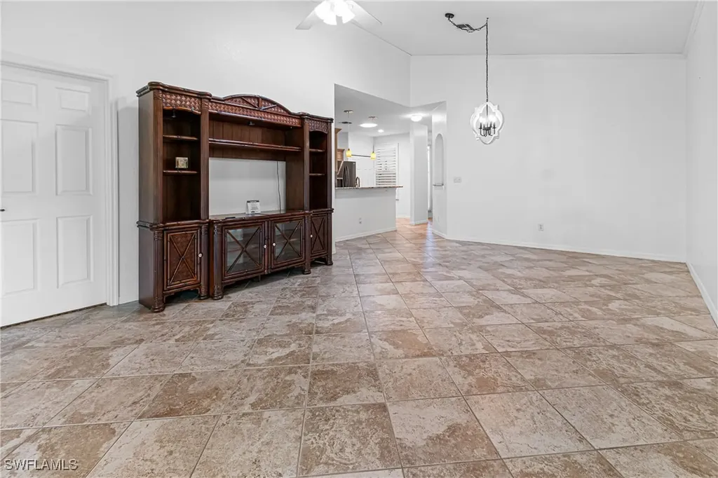 4228 Avian Avenue Fort Myers FL 33916