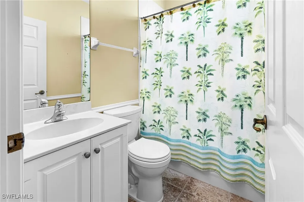 4228 Avian Avenue Fort Myers FL 33916