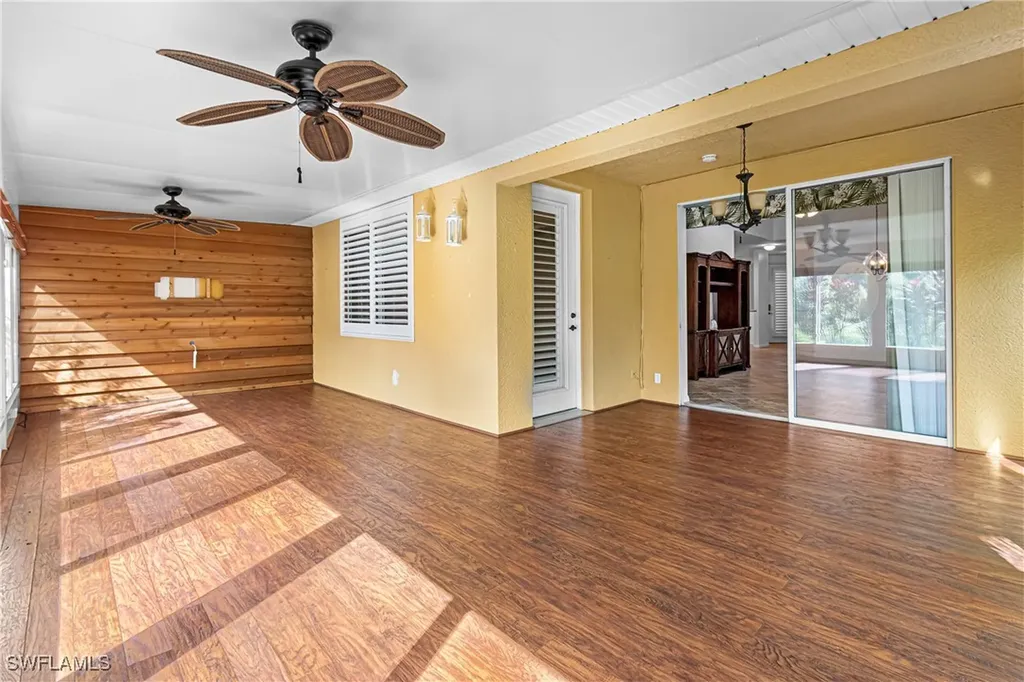 4228 Avian Avenue Fort Myers FL 33916