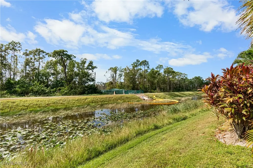 4228 Avian Avenue Fort Myers FL 33916