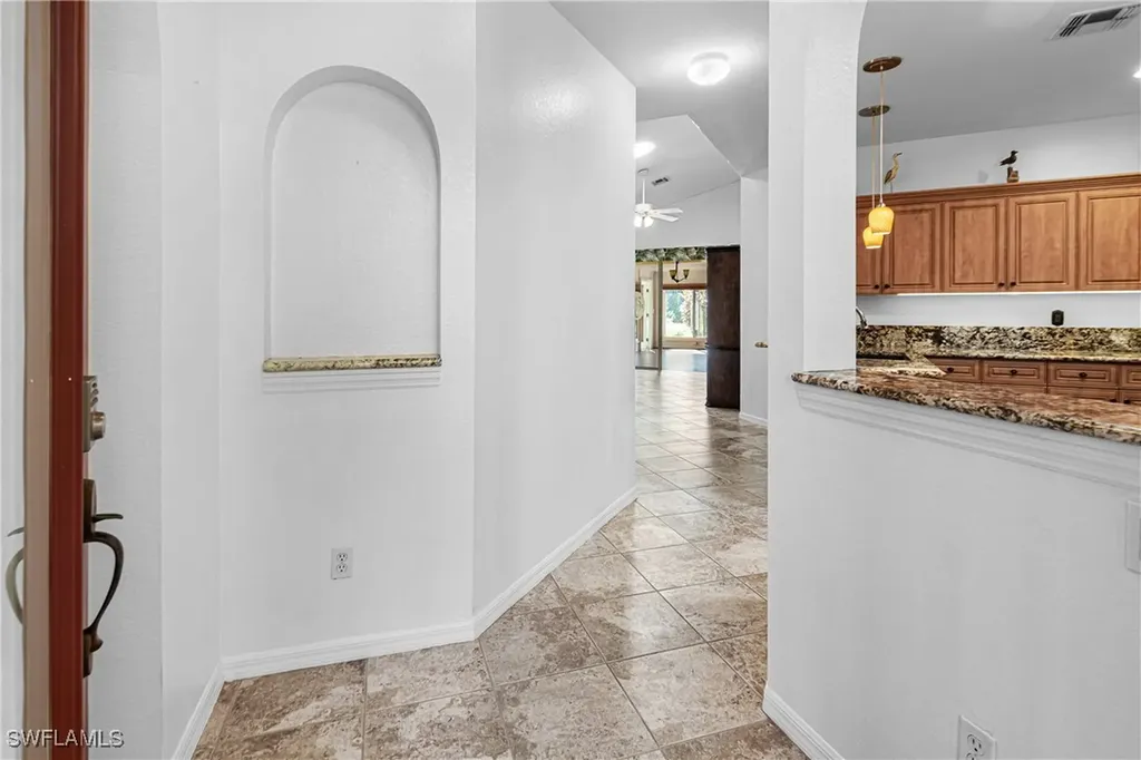 4228 Avian Avenue Fort Myers FL 33916
