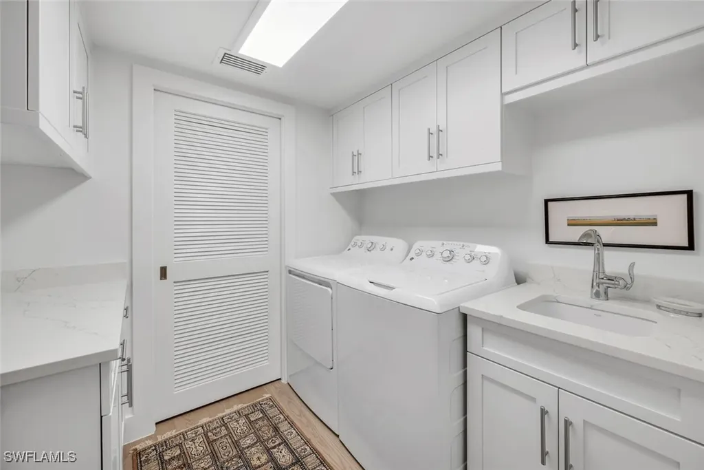 102 Clubhouse Drive Naples FL 34105