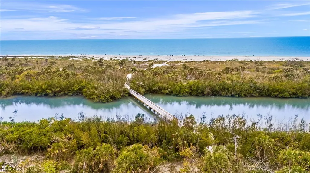 5117 Sea Bell Road Sanibel FL 33957