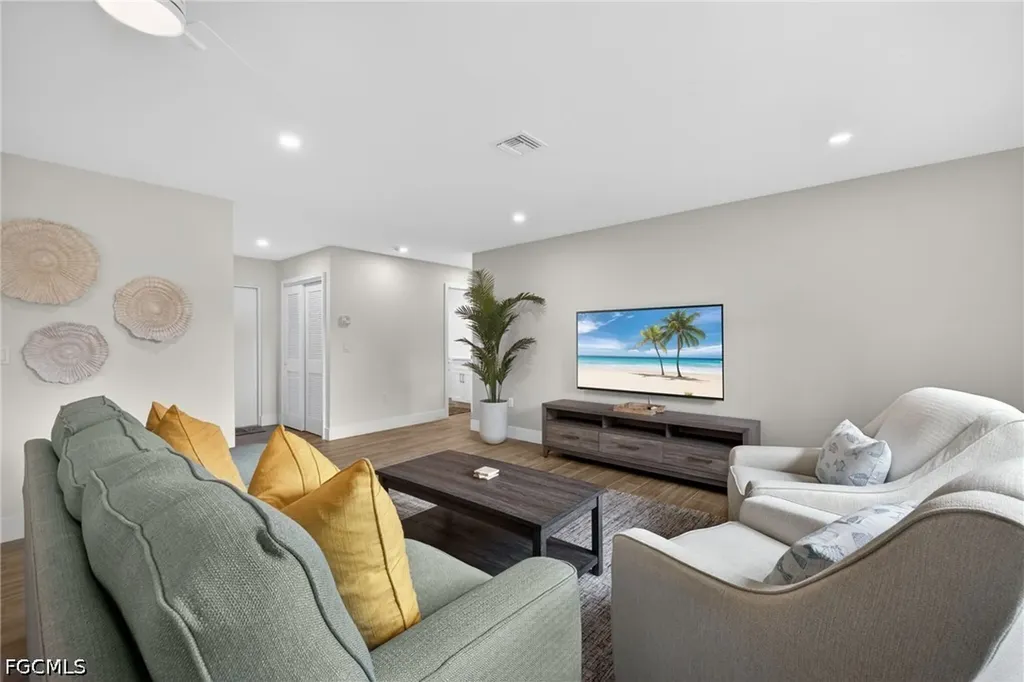 5117 Sea Bell Road Sanibel FL 33957