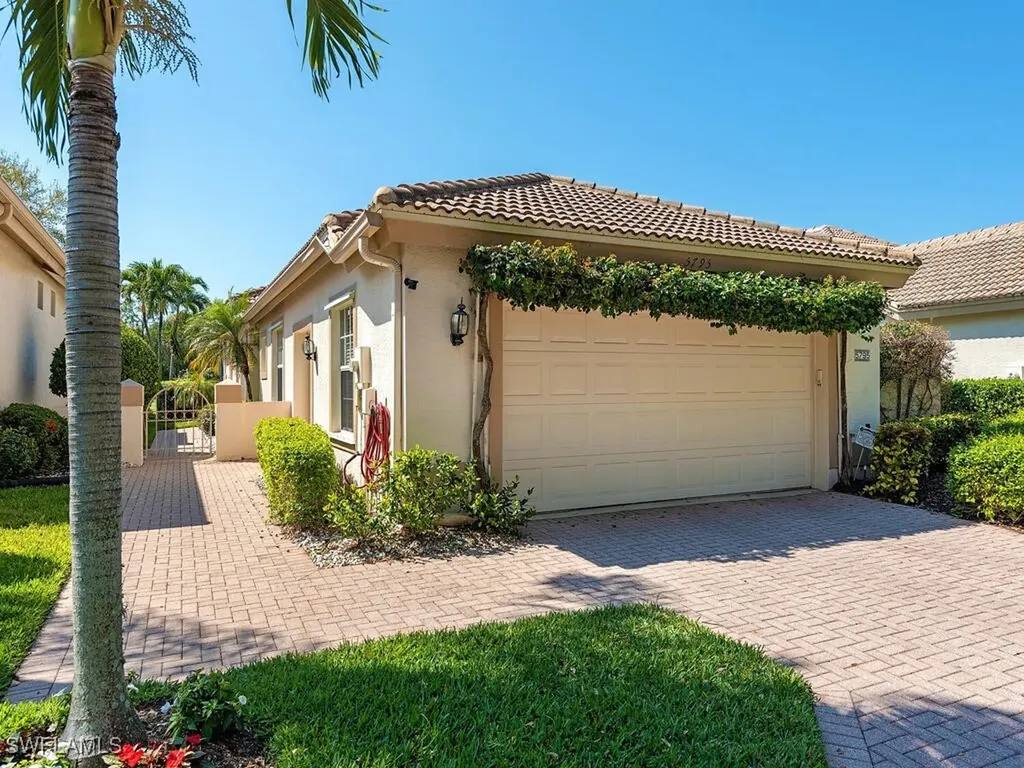 5795 Persimmon Way Naples FL 34110